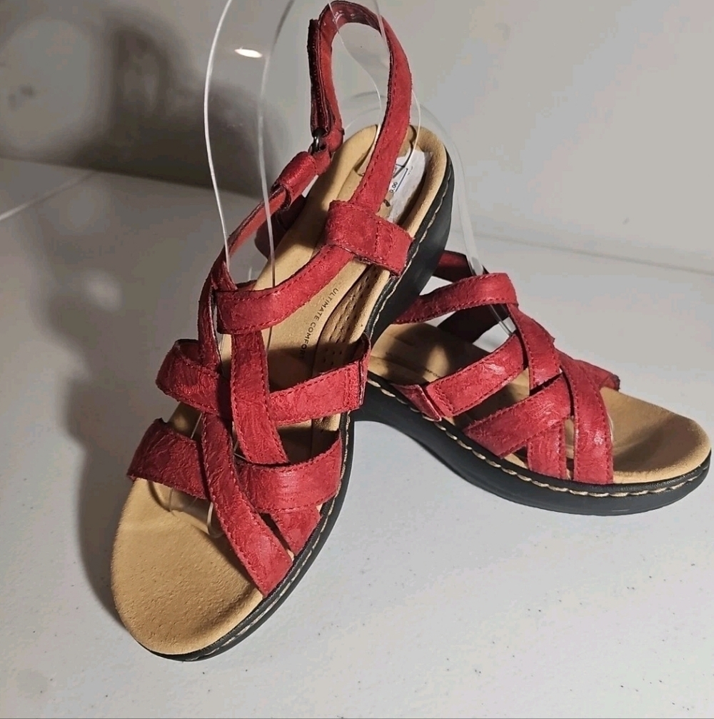 Clarks Collection Strappy Sandals Merliah Rose Red Interest Size 7.5 M/38 EU